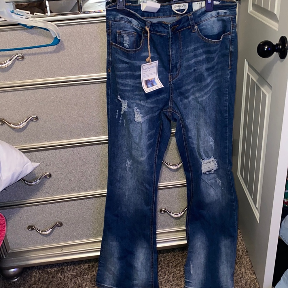 Boot cut jeans
